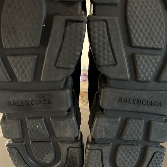 Balenciagas worn a handful times - Picture 6 of 6